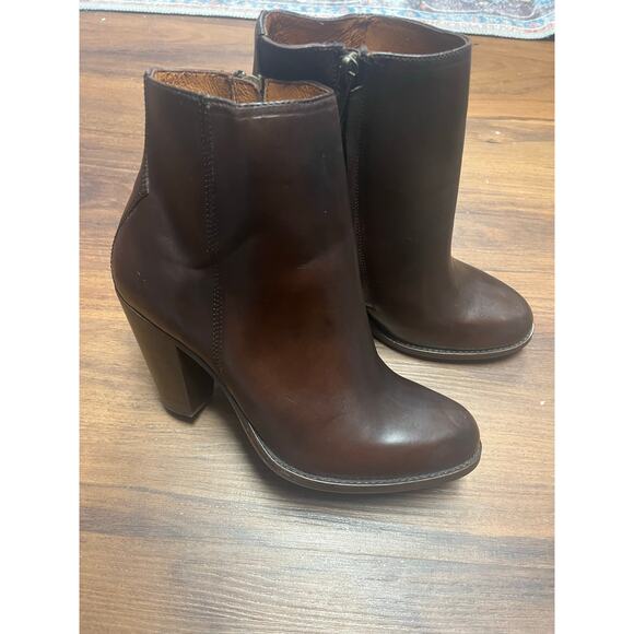 Frye Womens 7.5 Leather Dark Brown Ankle Boot Bootie Western 3475388-DBN - Picture 6 of 11